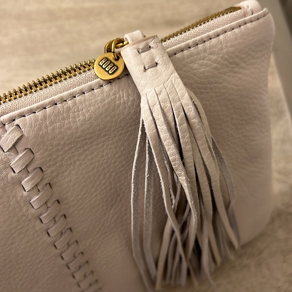 HOBO powder white zipper clutch - Picture 2 of 4
